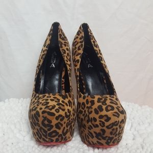 Alba Leopard Print Heels Pumps SZ 7.5 Blk Tan